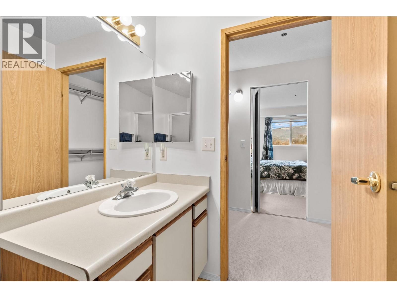 1045 Sutherland Avenue Unit# 214, Kelowna