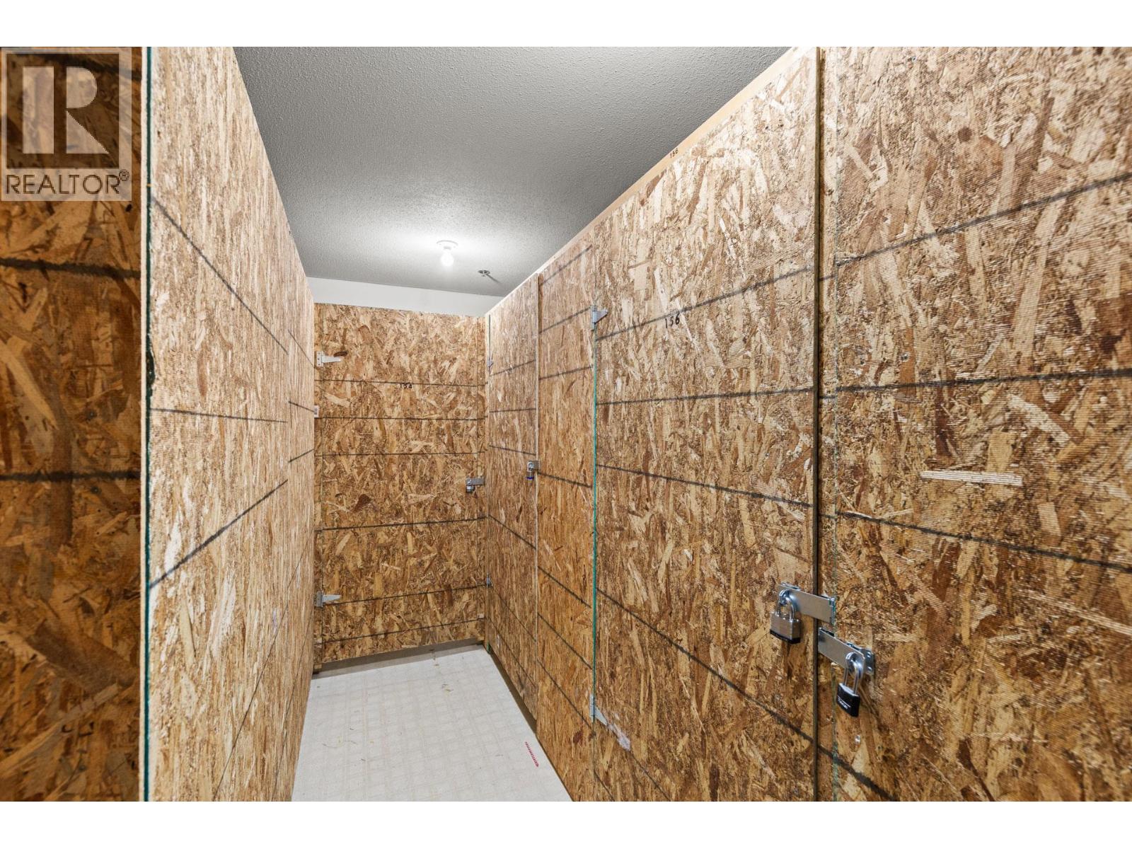 #214 1045 Sutherland Avenue - 36