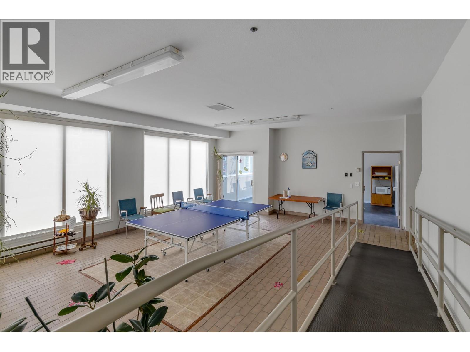 #214 1045 Sutherland Avenue - 46