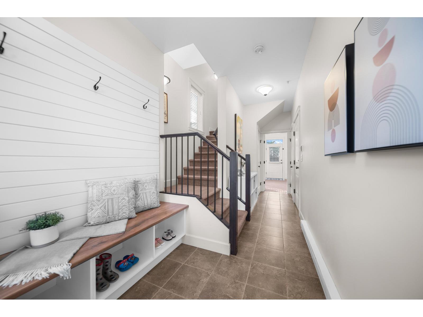 4 45290 SOOWAHLIE CRESCENT, Garrison Crossing, Chilliwack