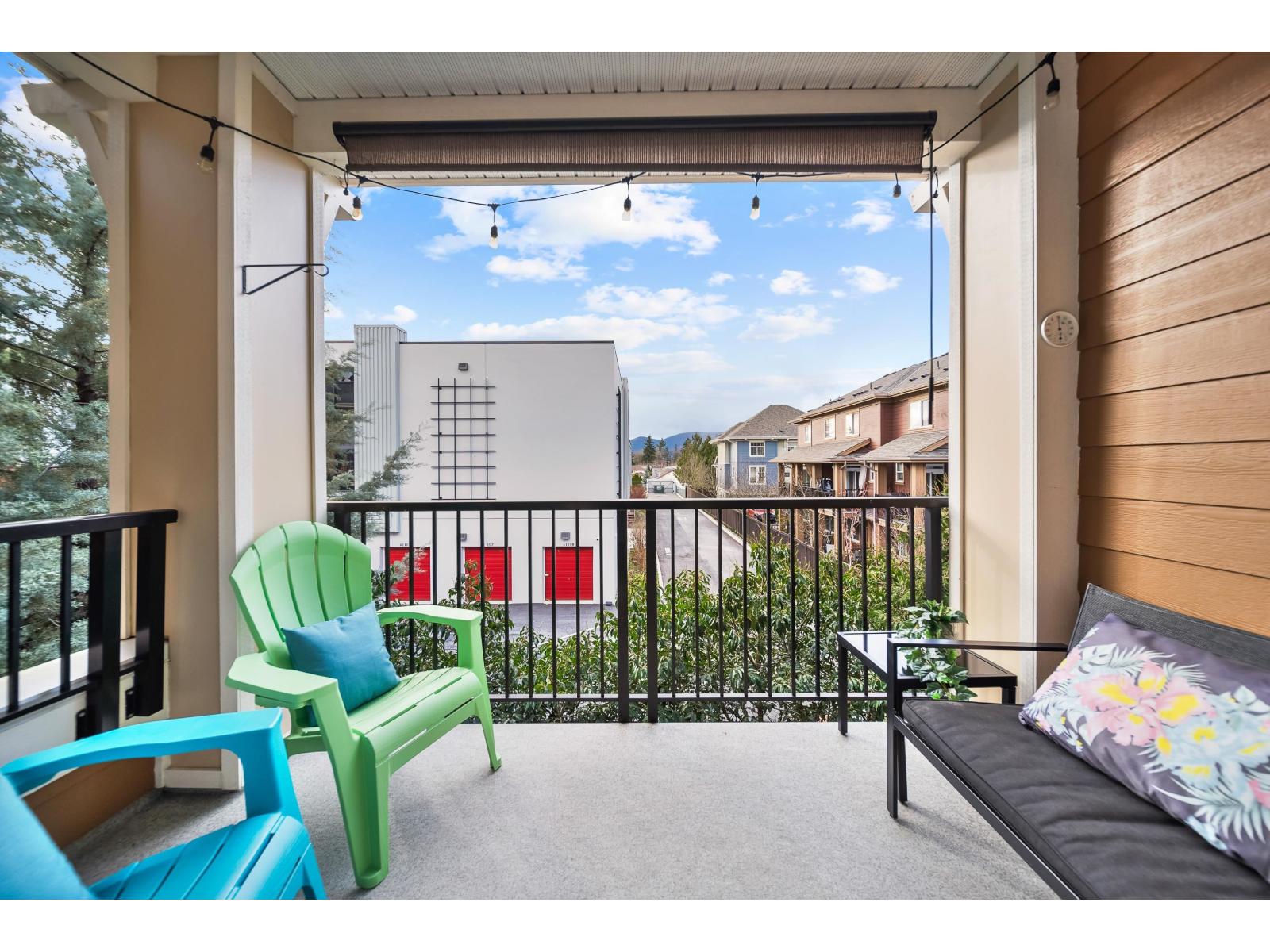 4 45290 SOOWAHLIE CRESCENT, Garrison Crossing, Chilliwack