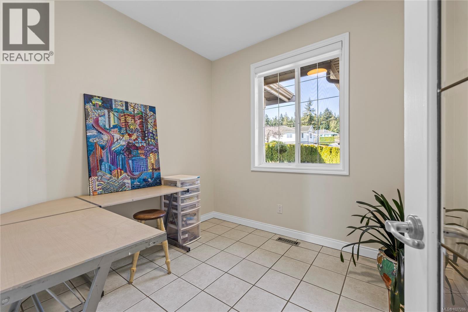 500 MUIRFIELD CLOSE - 41