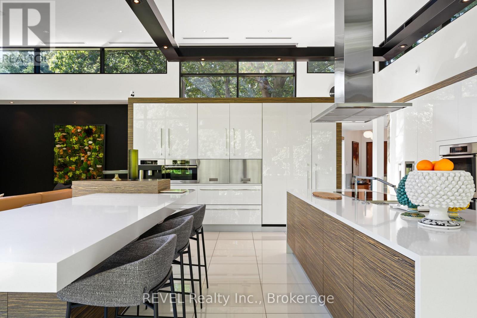 250 CANBORO ROAD - 18
