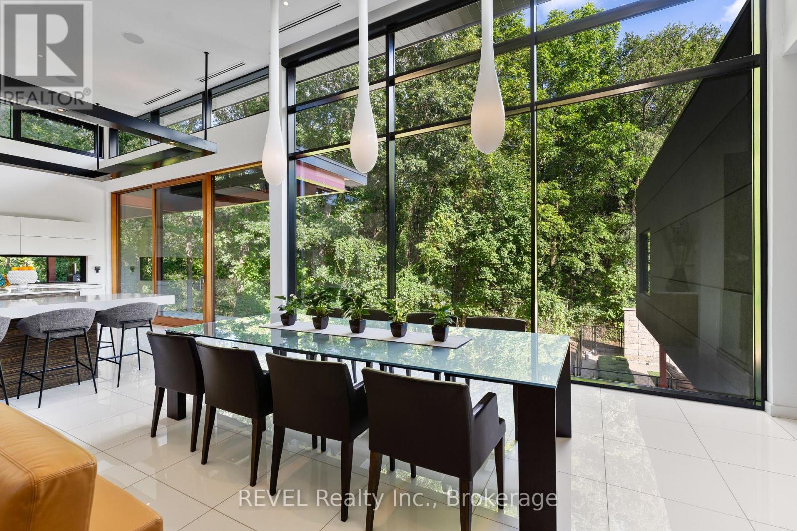 250 CANBORO ROAD - 23