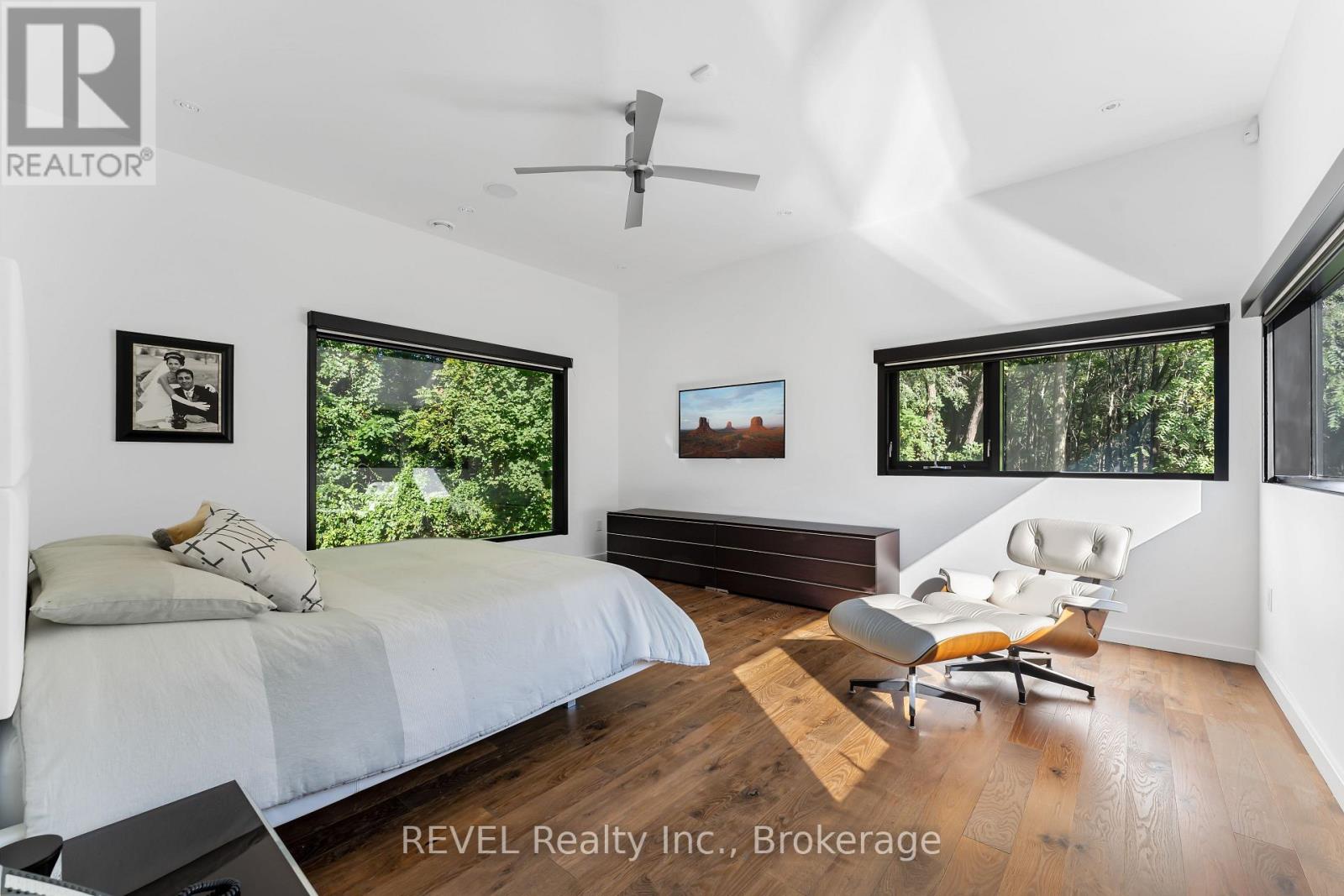250 CANBORO ROAD - 26