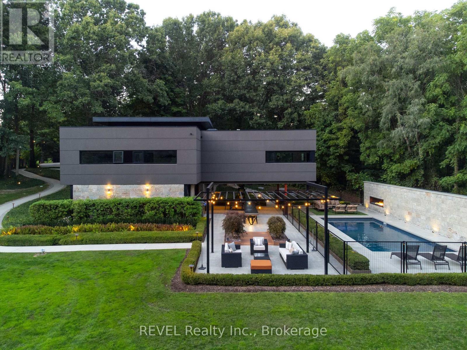 250 CANBORO ROAD - 47