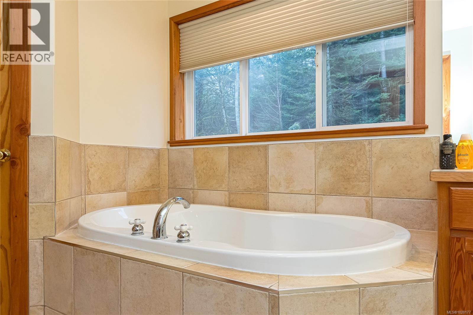  1291 Boulderpath Road, Metchosin