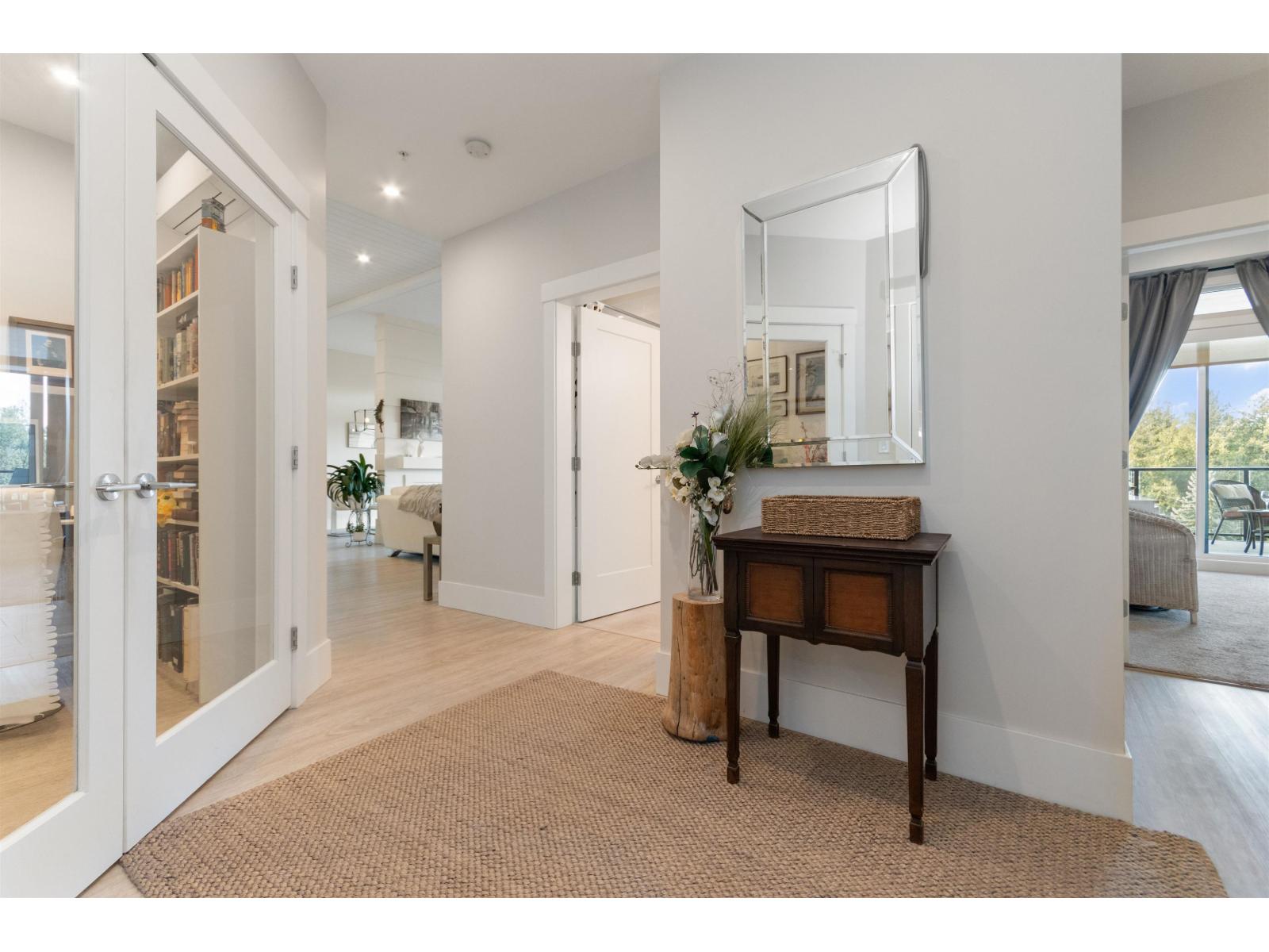 604 45745 WATSON ROAD, Sardis South, Chilliwack