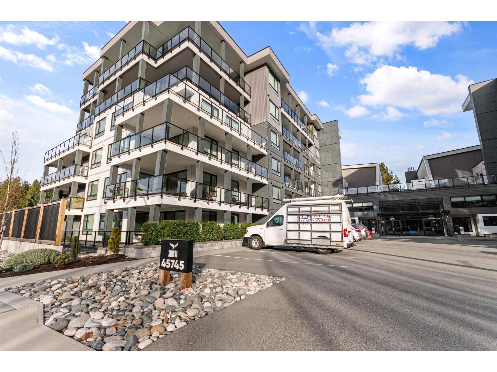 604 45745 WATSON ROAD, Sardis South, Chilliwack