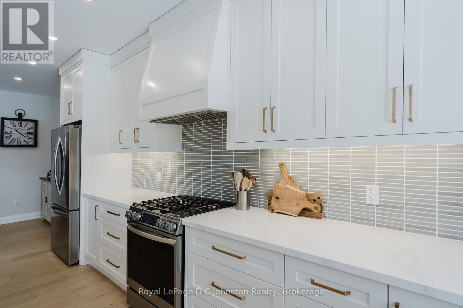 167 ALEXANDRIA STREET - 14