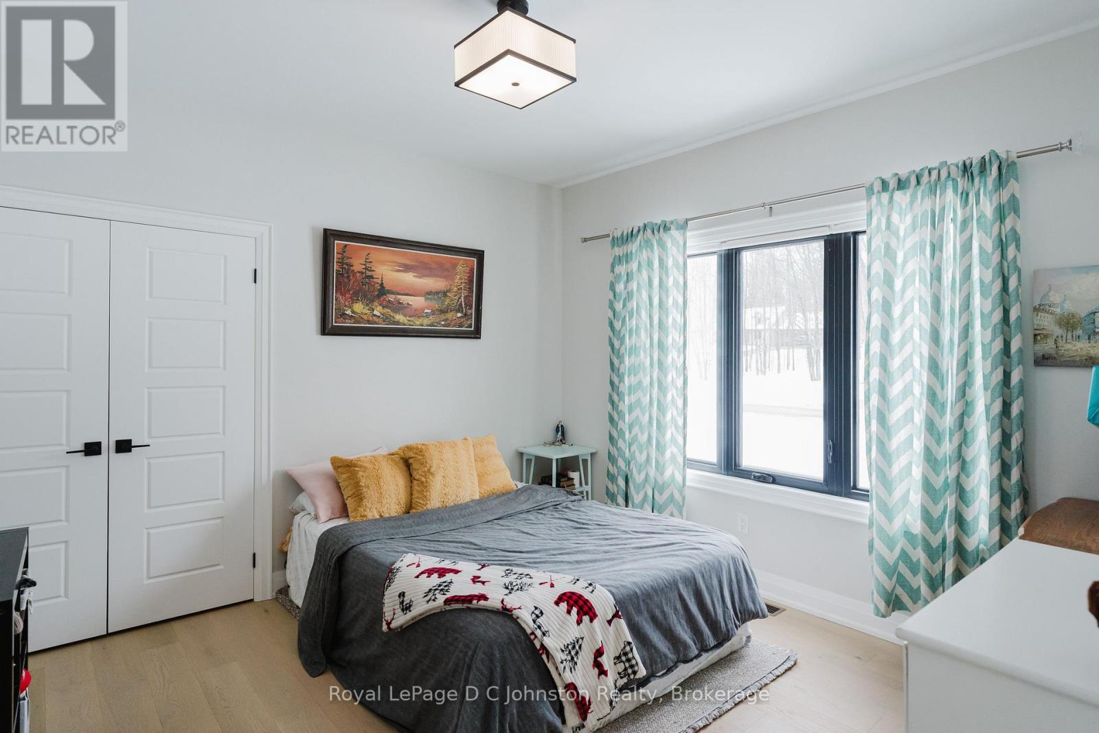 167 ALEXANDRIA STREET - 22