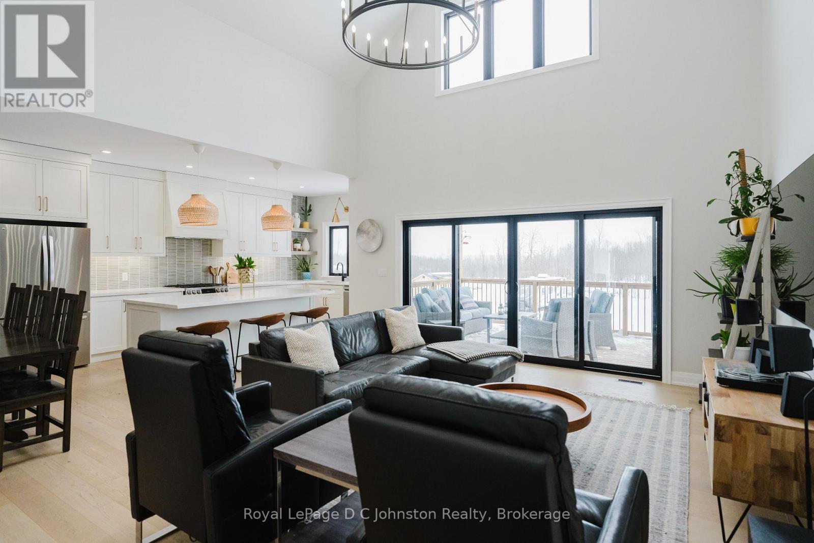 167 ALEXANDRIA STREET - 9