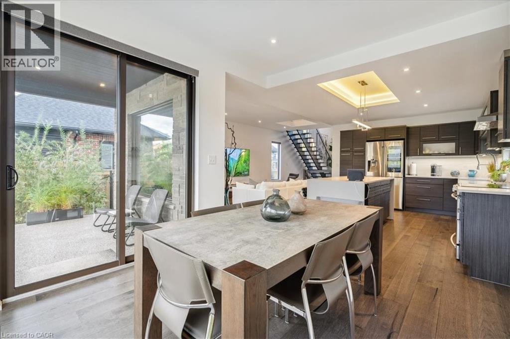 137 NEW LAKESHORE Road - 23