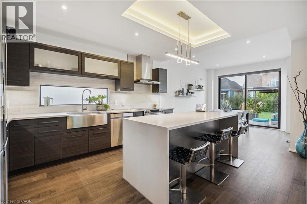 137 NEW LAKESHORE Road - 19