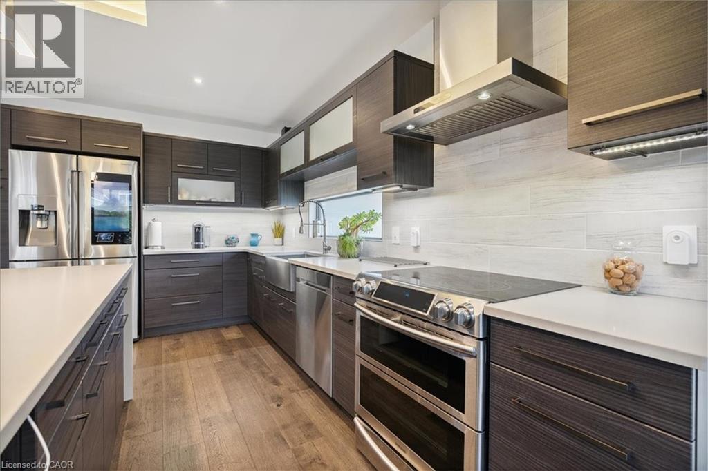 137 NEW LAKESHORE Road - 20
