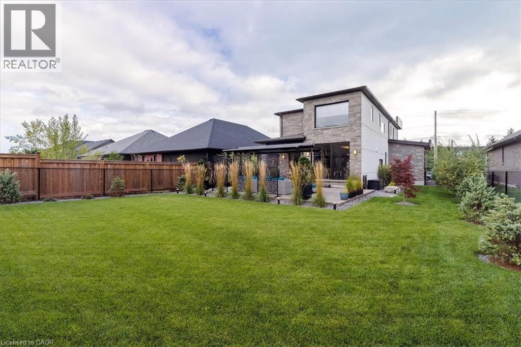 137 NEW LAKESHORE Road - 40