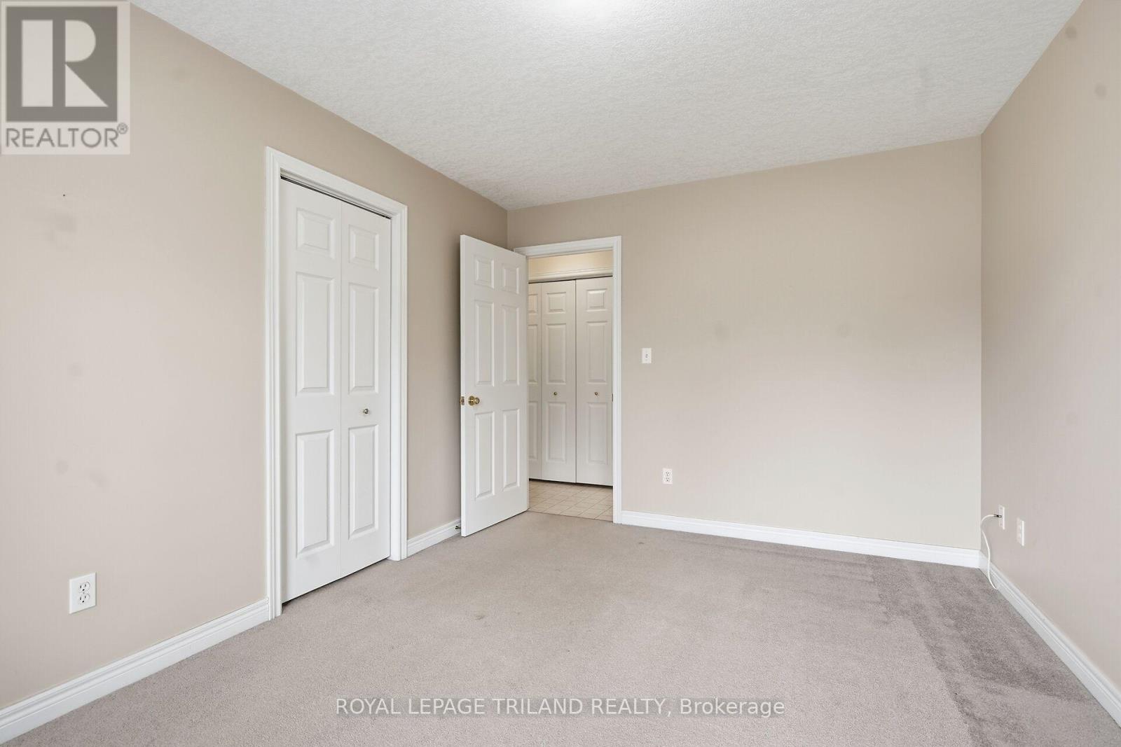 #10 20 WINDEMERE PLACE - 19
