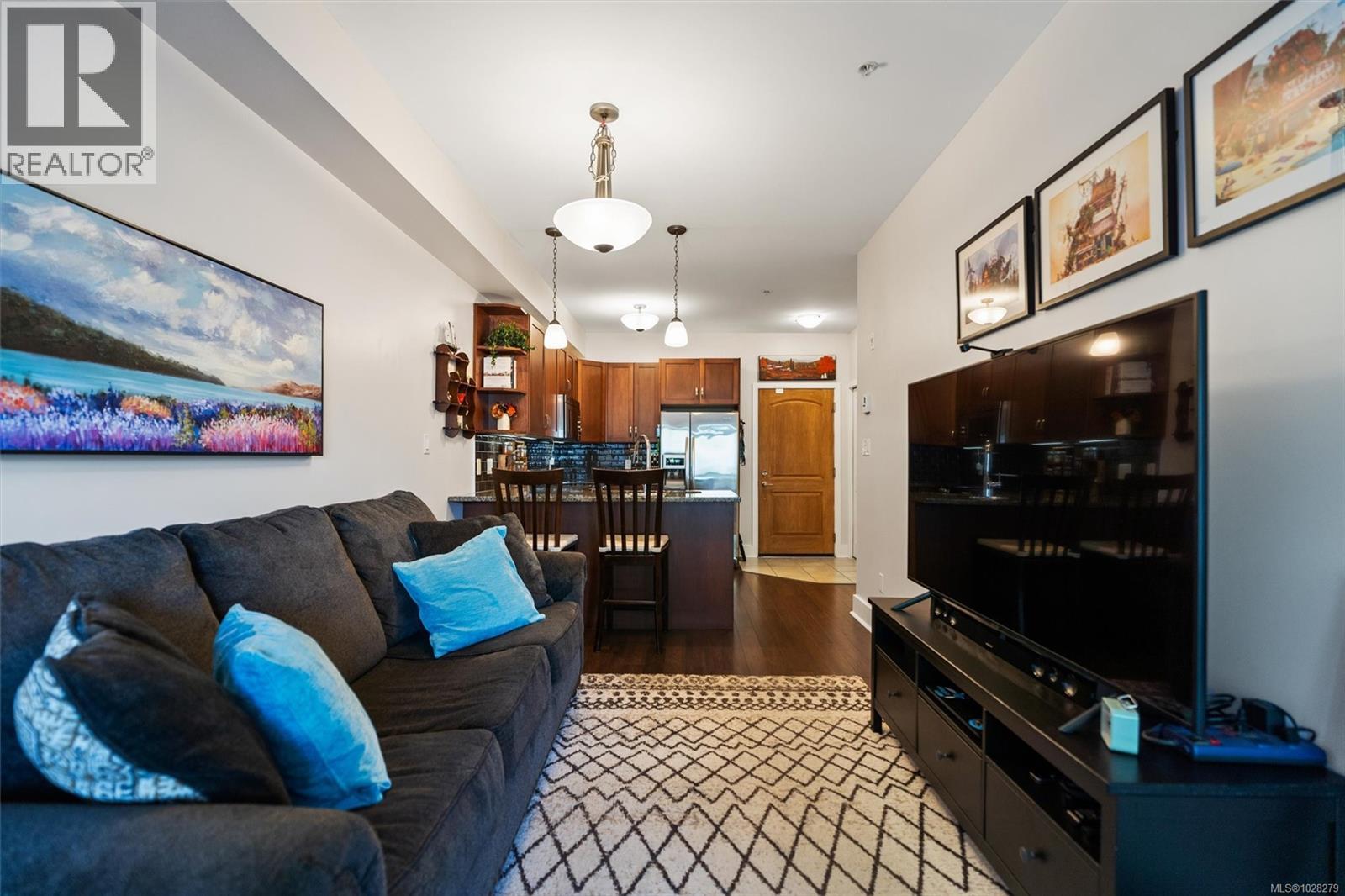 #211 866 BROCK AVE - 10