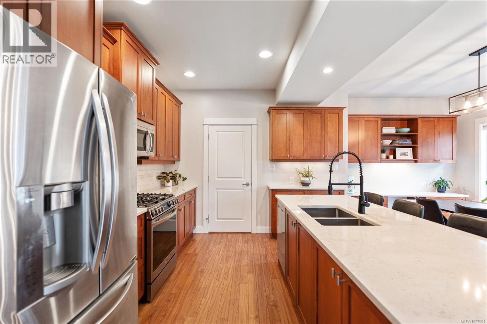  4039 Copperfield Lane, Saanich