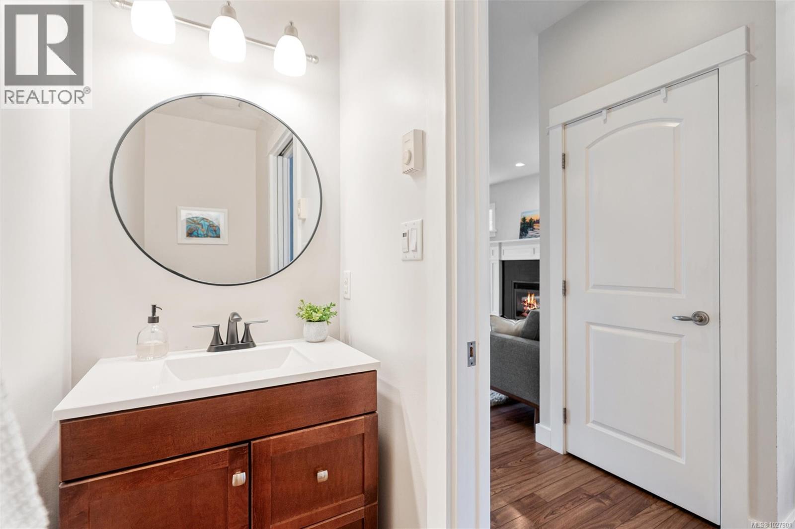  4039 Copperfield Lane, Saanich