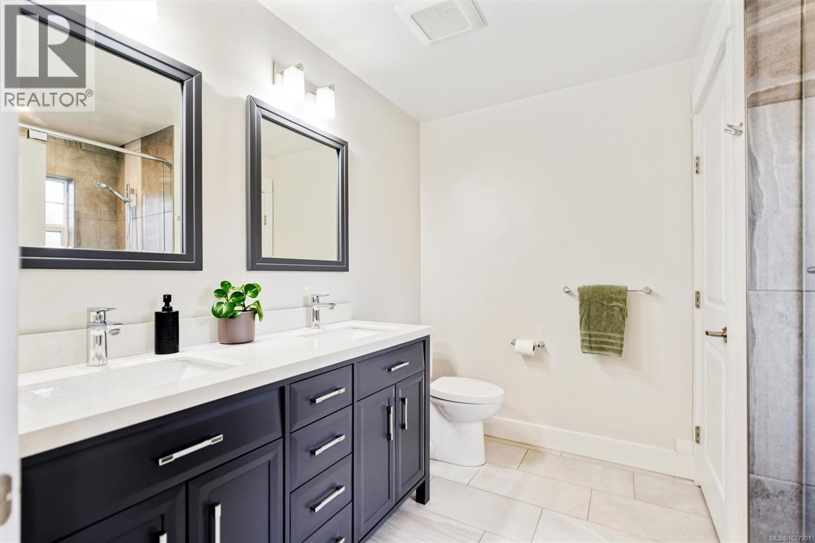  4039 Copperfield Lane, Saanich