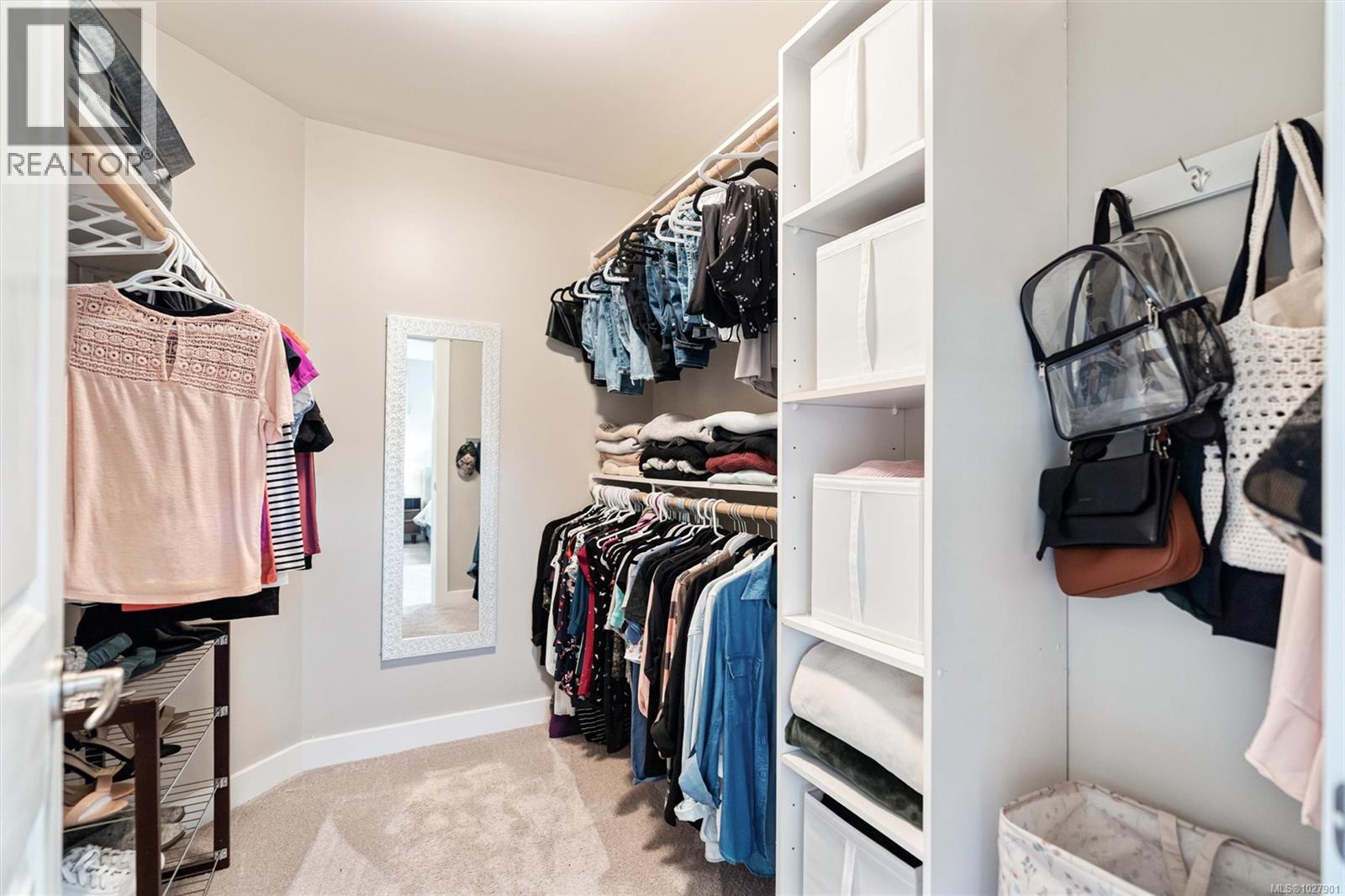  4039 Copperfield Lane, Saanich