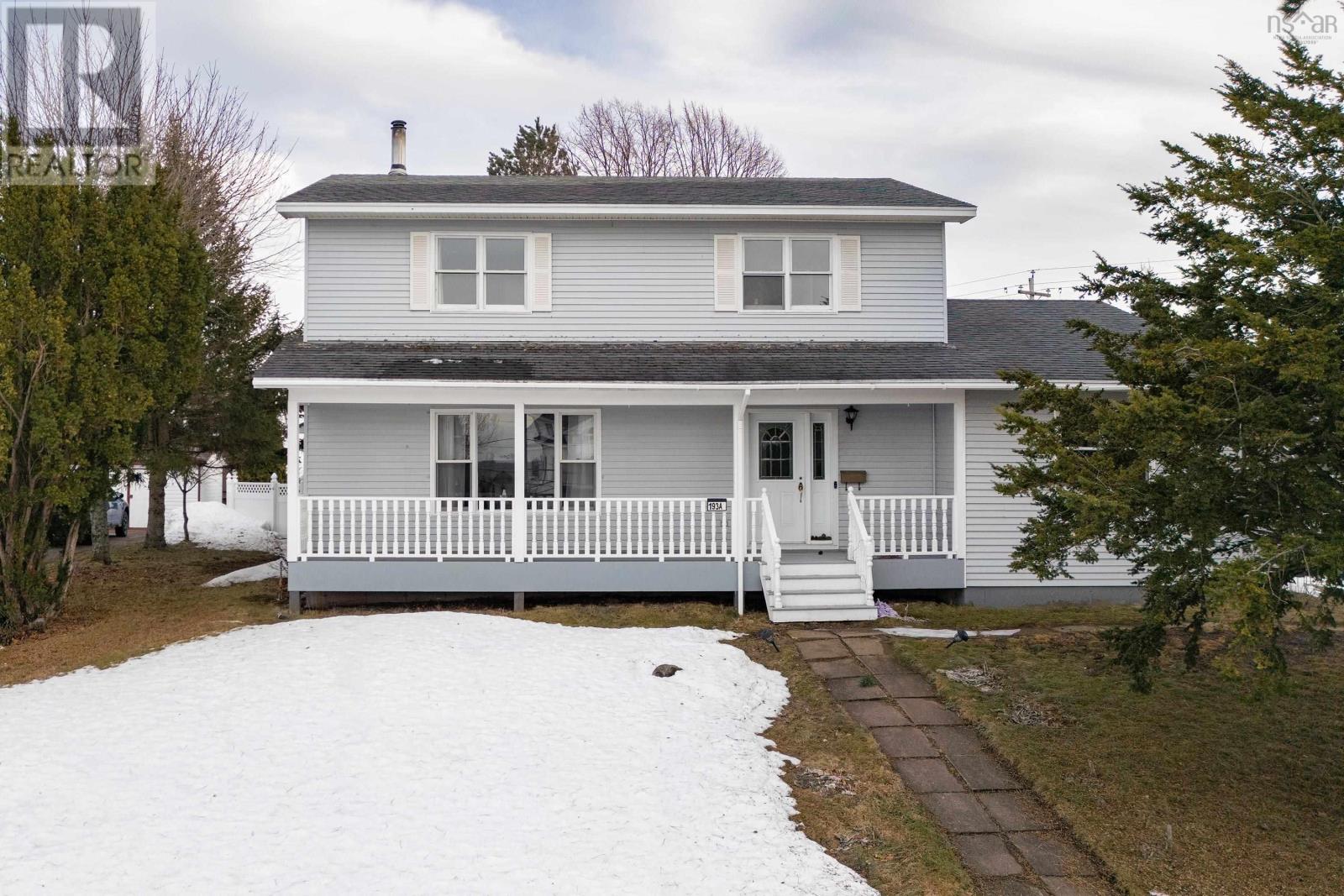 Property photo of 193a Victoria Street E