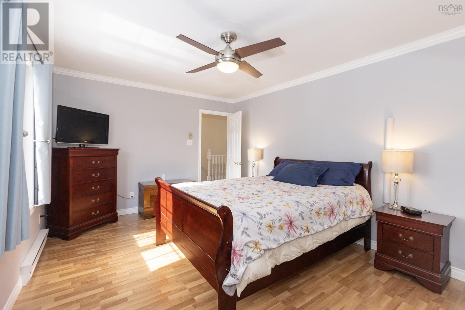 Property 29 of 46 of 193a Victoria Street E