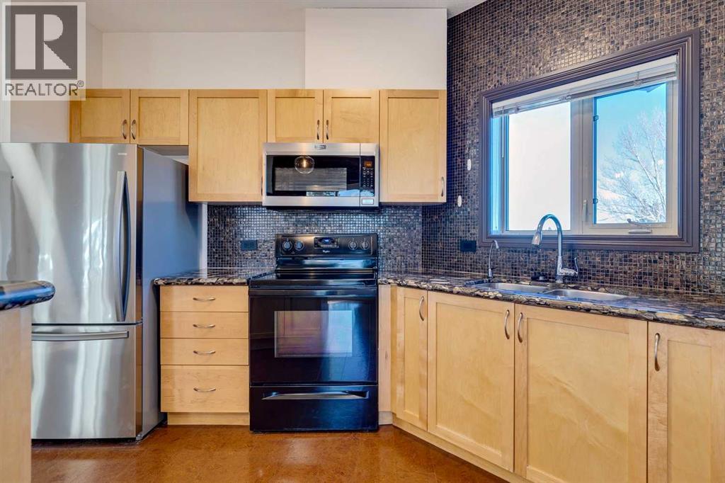 Single Family House for Sale in    Street SW Glenbrook Calgary 