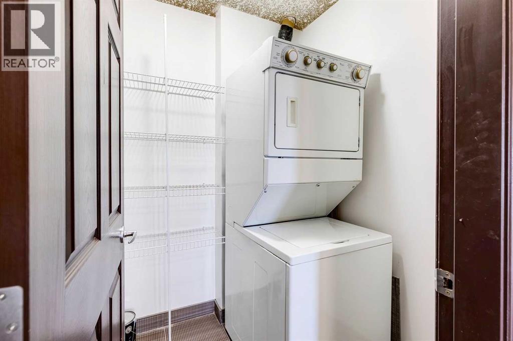 Single Family House for Sale in    Street SW Glenbrook Calgary 