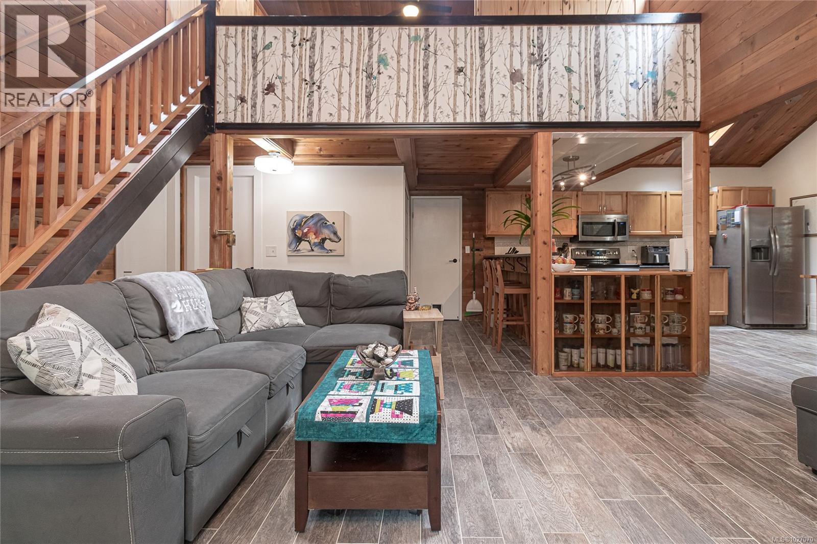  10912 Boas Road, North Saanich