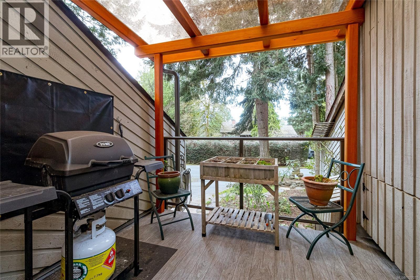  10912 Boas Road, North Saanich