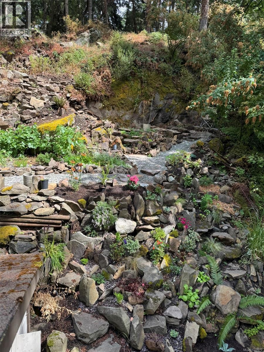  10912 Boas Road, North Saanich