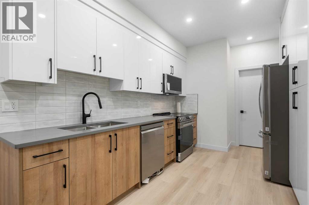 Single Family House for Sale in   A Street SW Altadore Calgary 