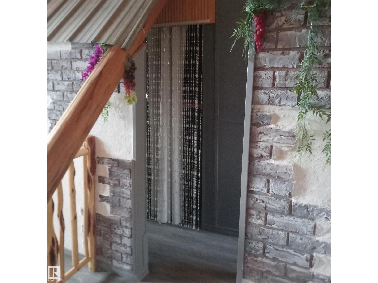 
          203 60331 RANGE ROAD 124
            <br/>
            <span>Rural Smoky Lake County</span>
            , 
            <span>AB</span>
             <span>T0A3E0</span>
         - Photo 19