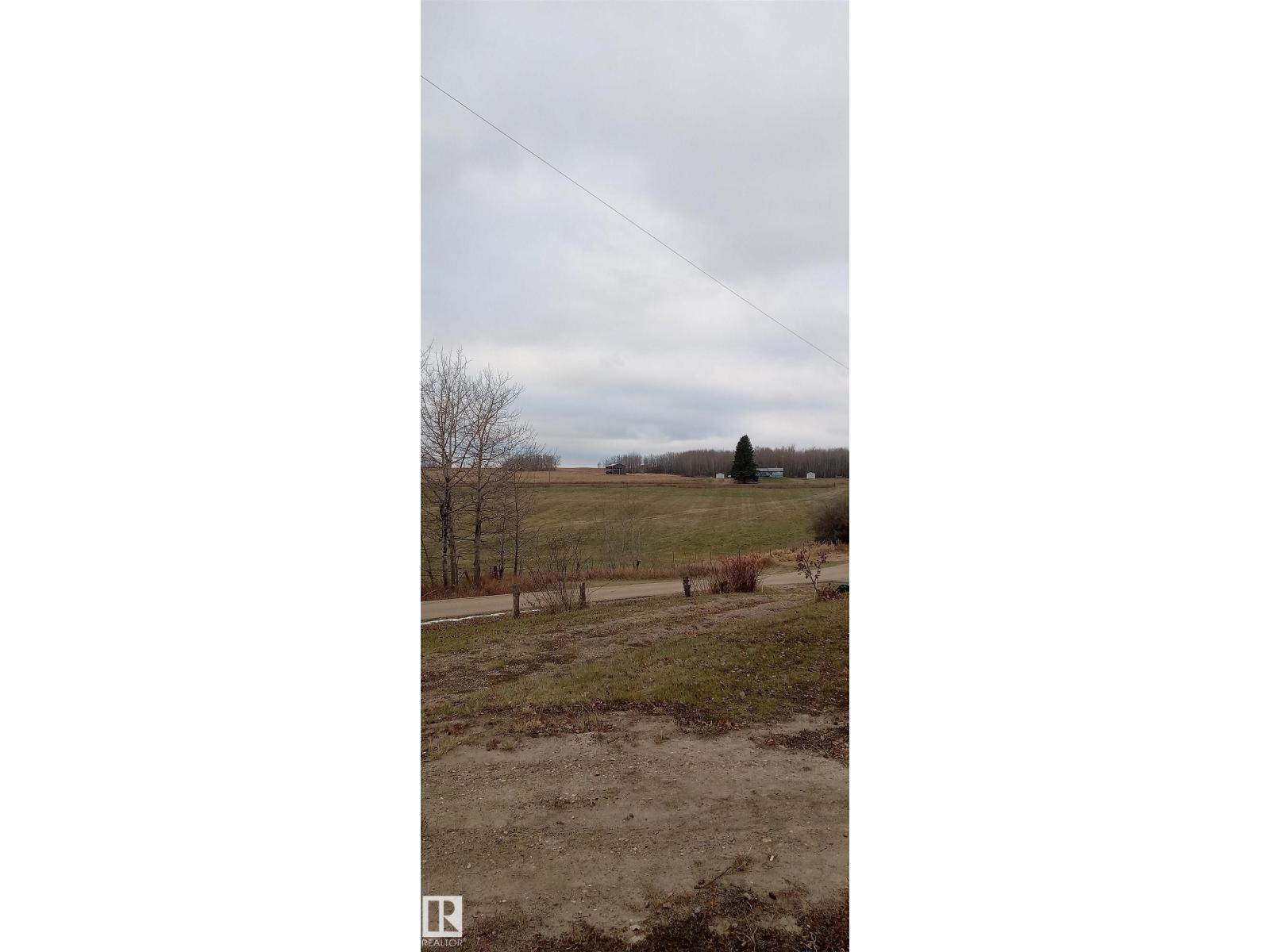 #203 60331 RANGE ROAD 124 - 26