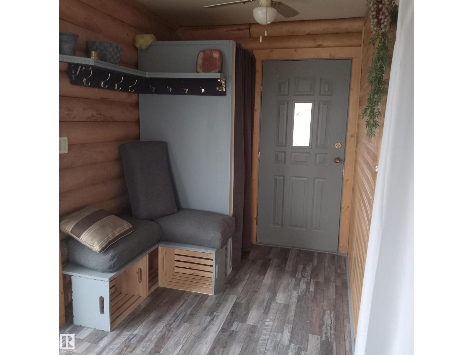 #203 60331 RANGE ROAD 124 - 3