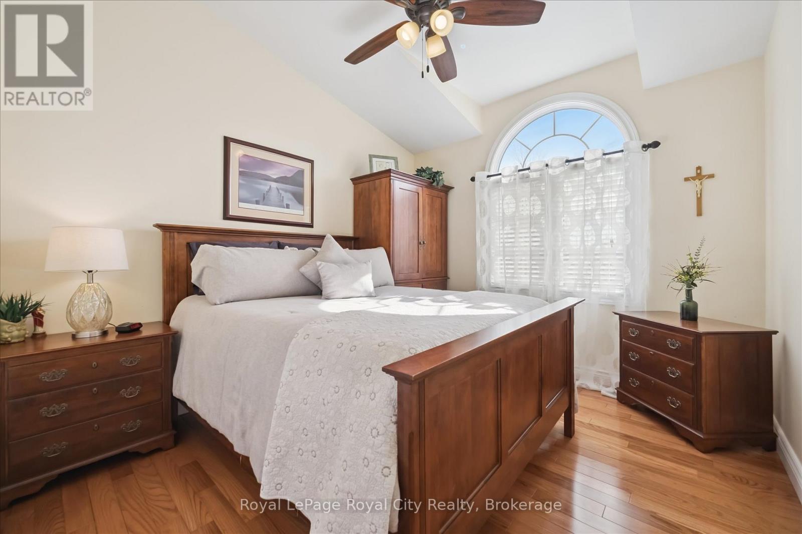 278 COLBORNE STREET - 18