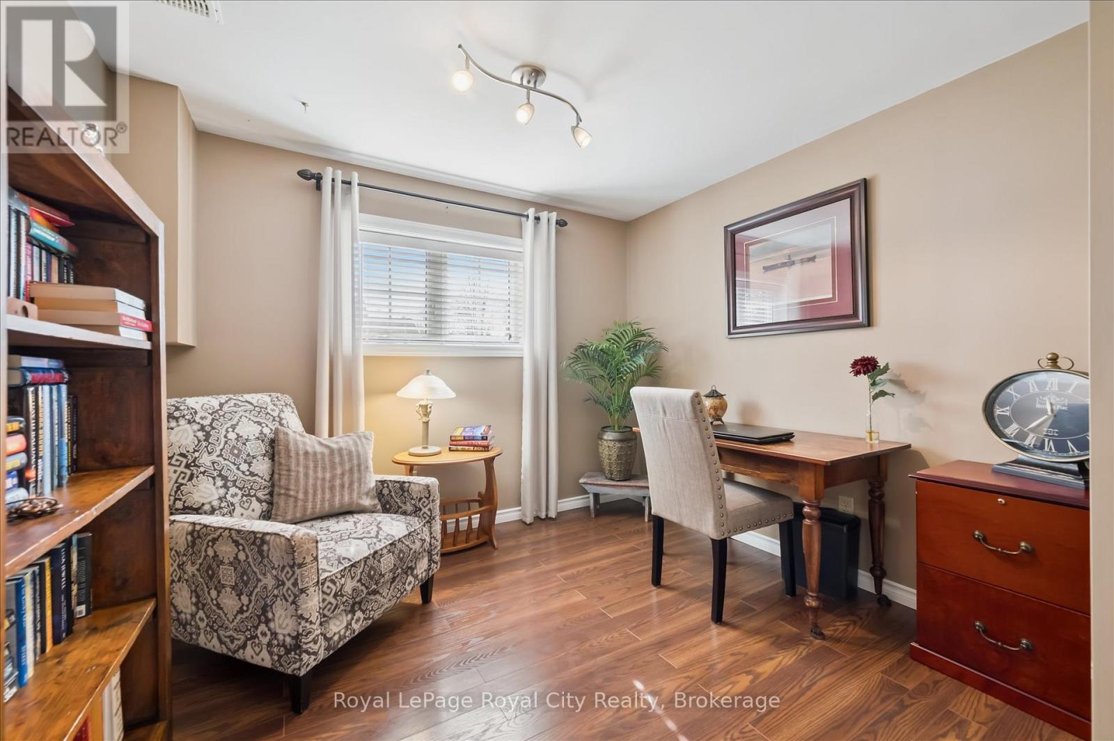 278 COLBORNE STREET - 27