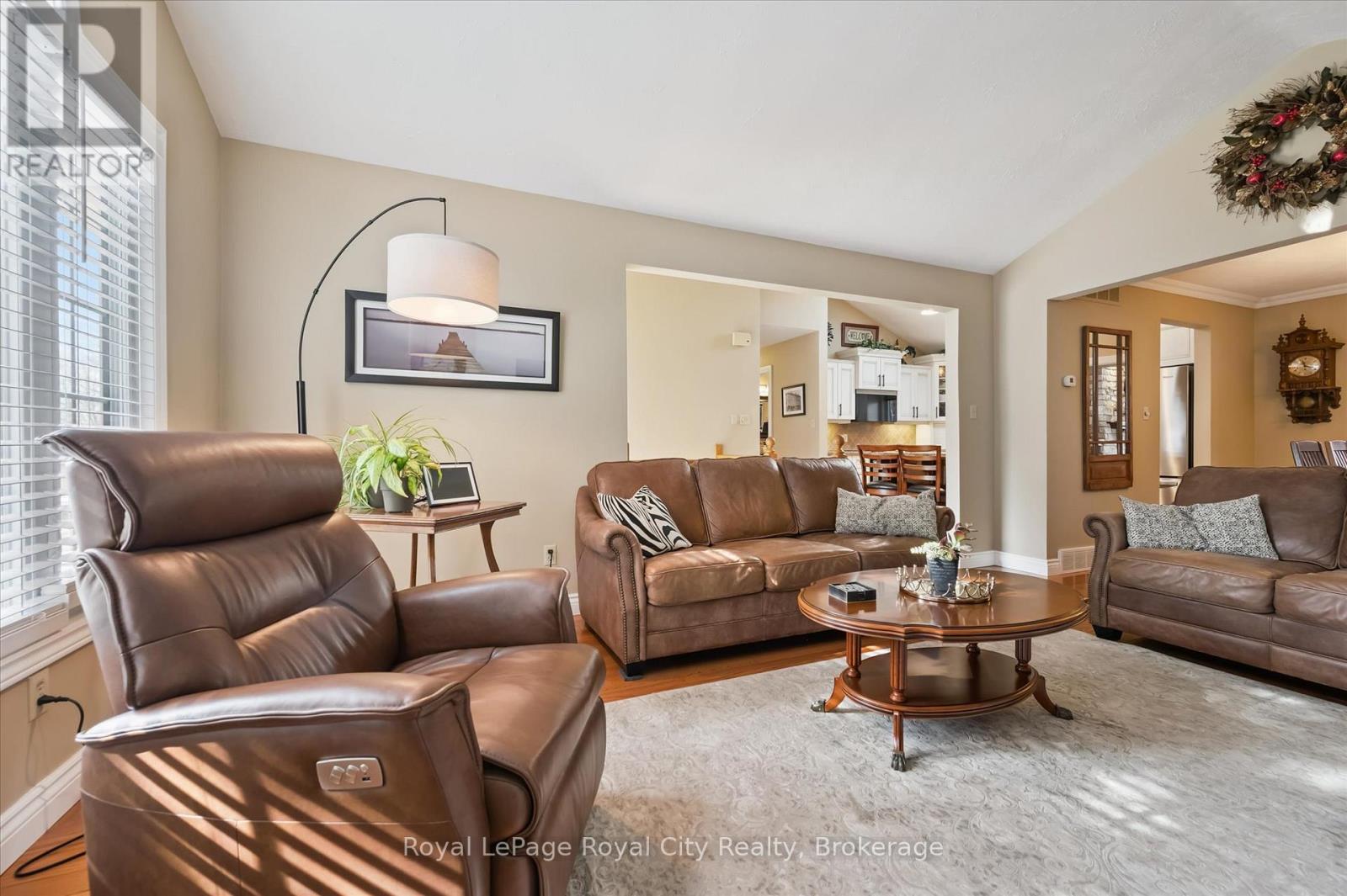 278 COLBORNE STREET - 6