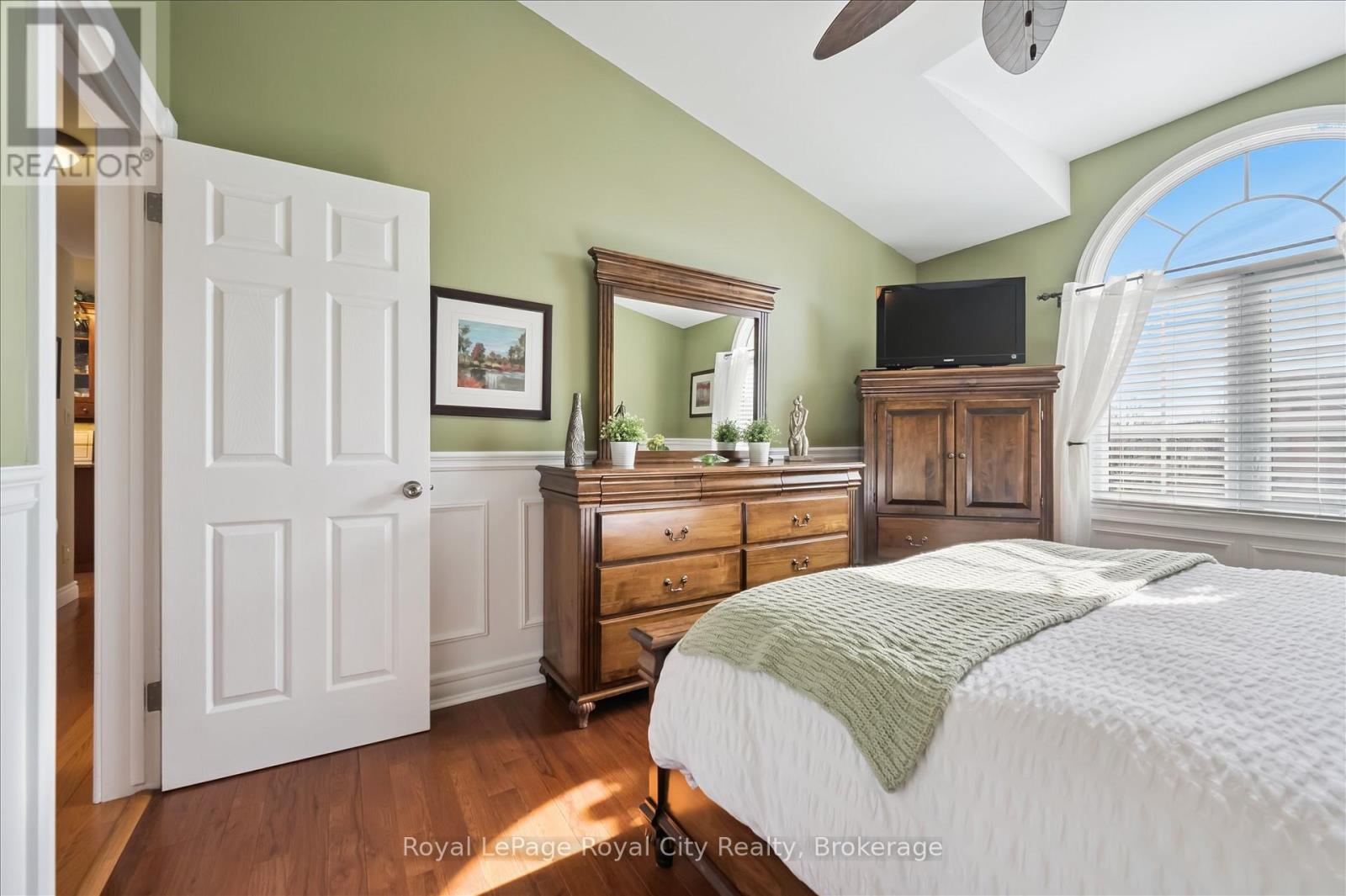 278 COLBORNE STREET - 22