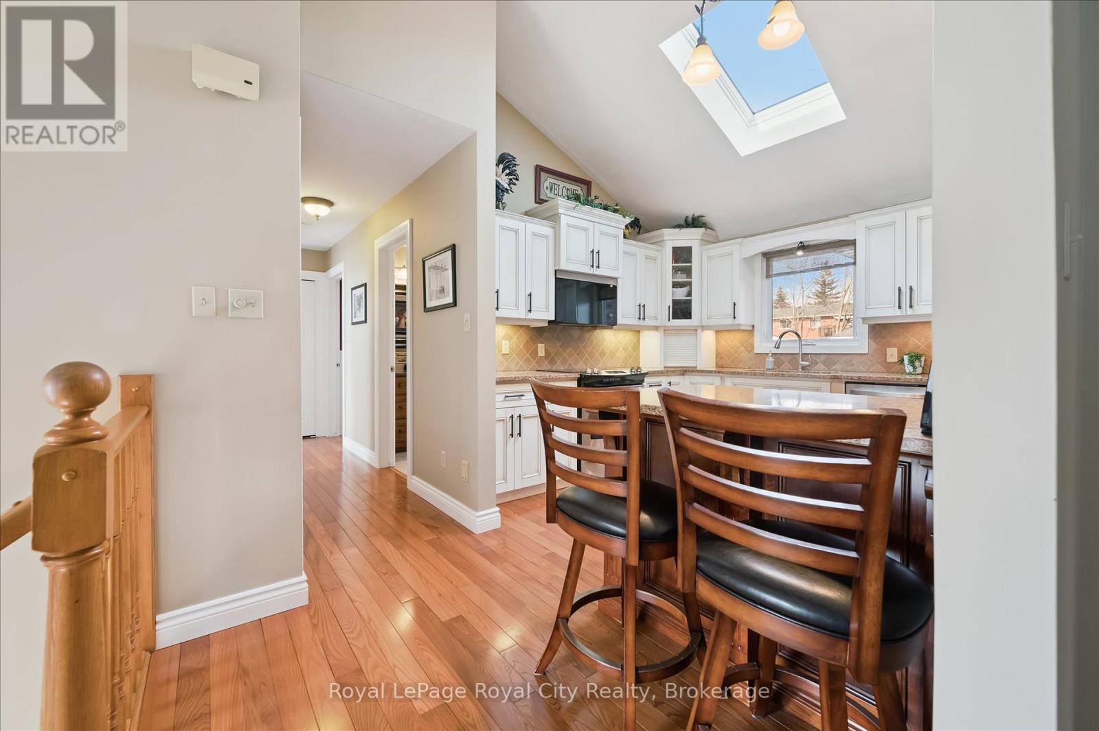 278 COLBORNE STREET - 7