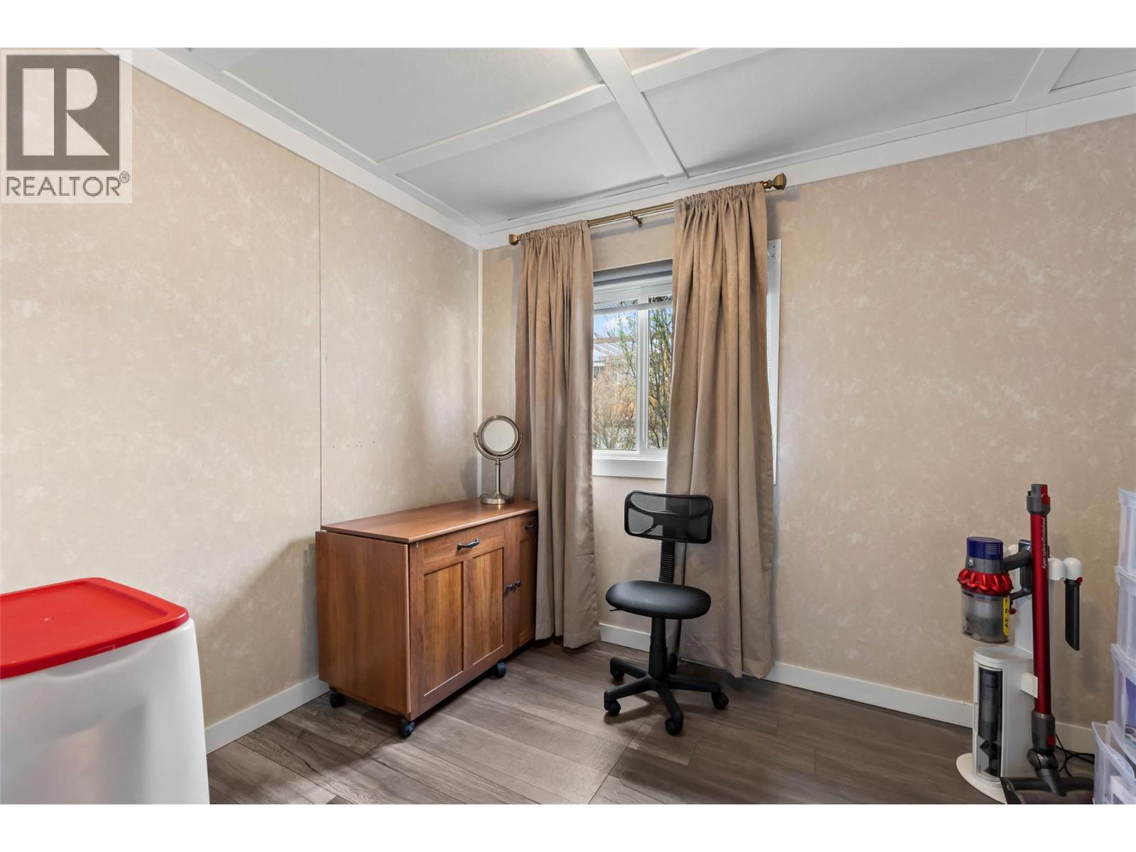 4945 Anker Road, Pritchard