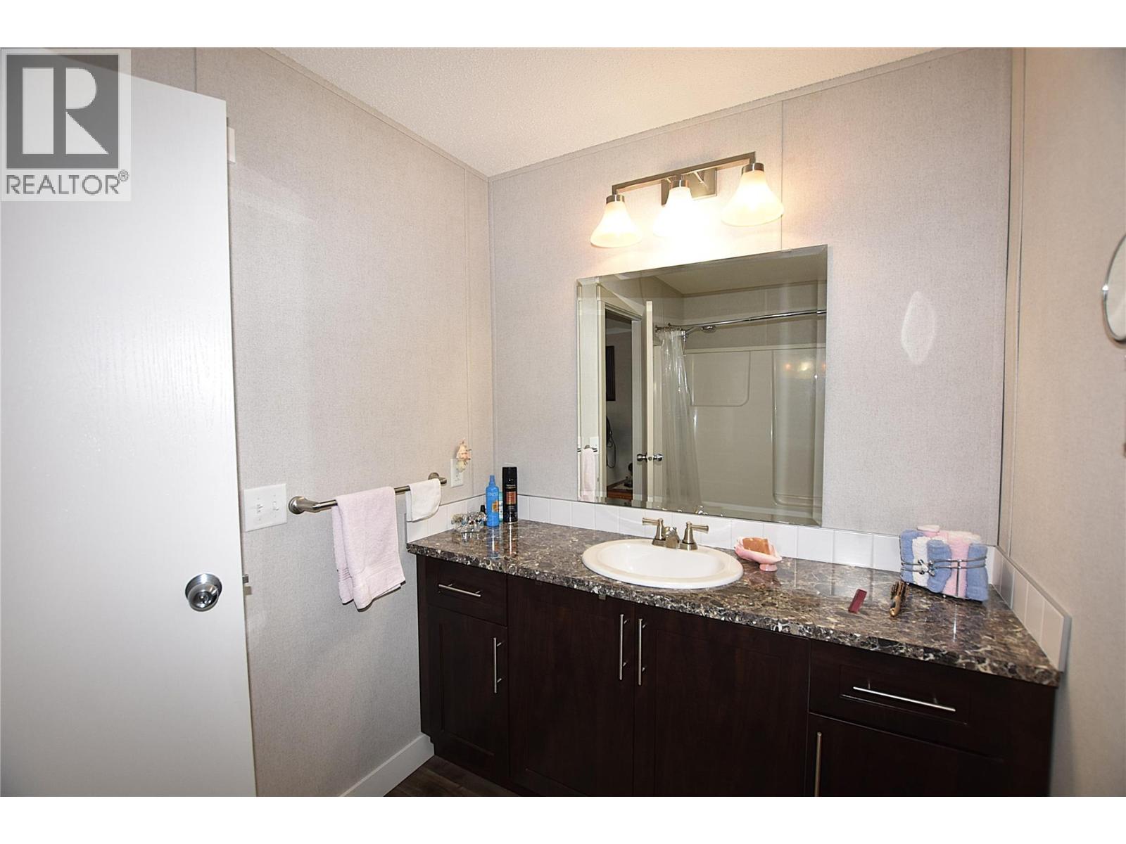 8508 Clerke Road Unit# 23, Coldstream