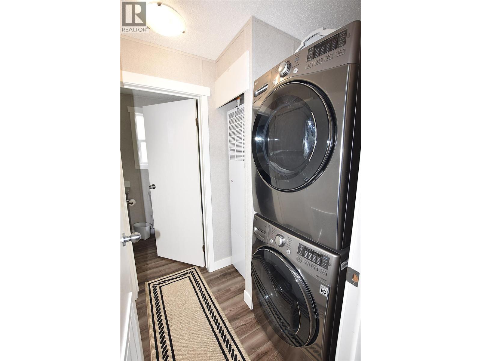 8508 Clerke Road Unit# 23, Coldstream