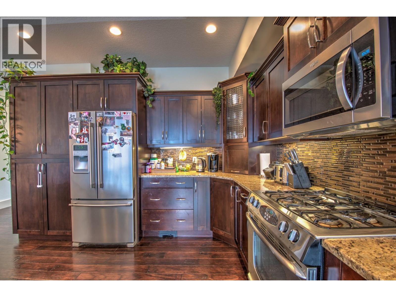 8764 Hofer Drive - 13
