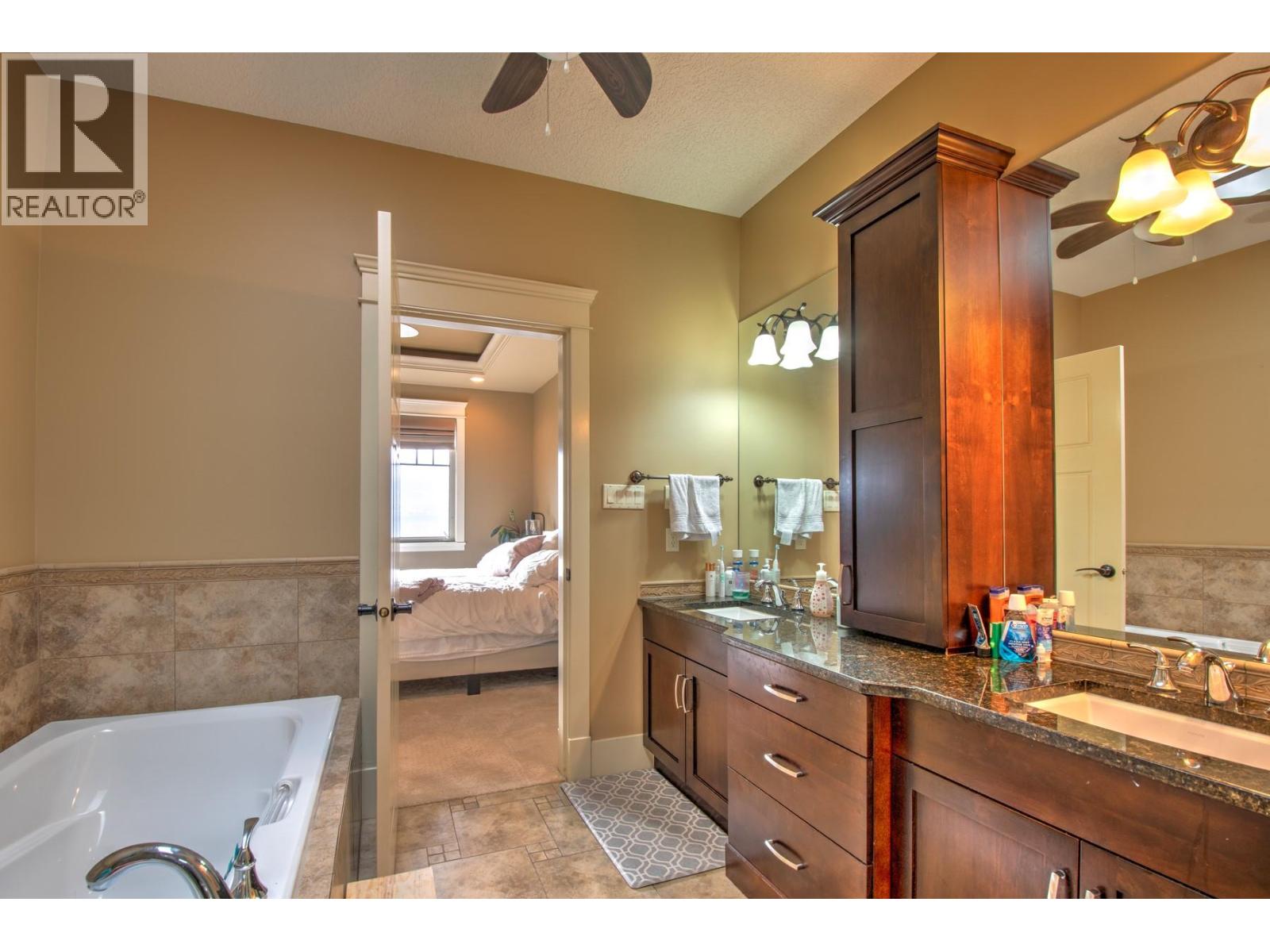8764 Hofer Drive - 25