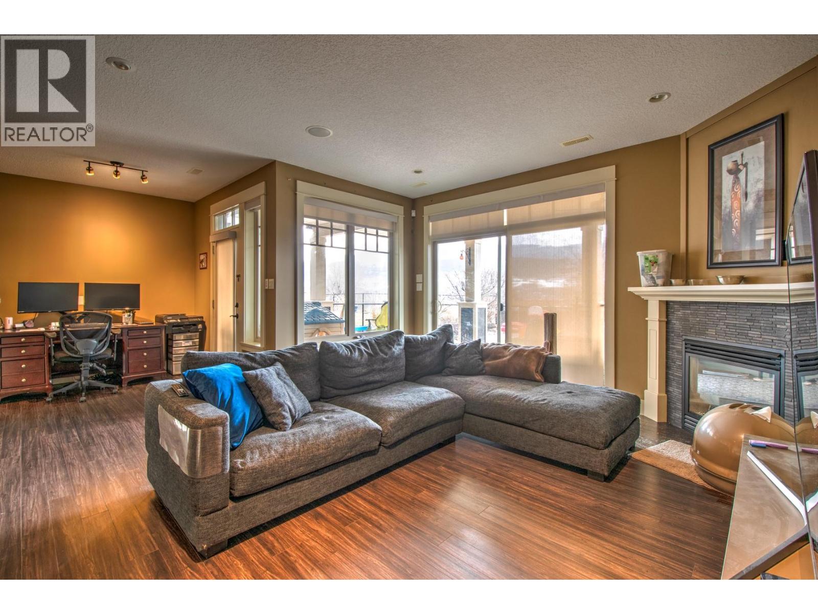 8764 Hofer Drive - 31