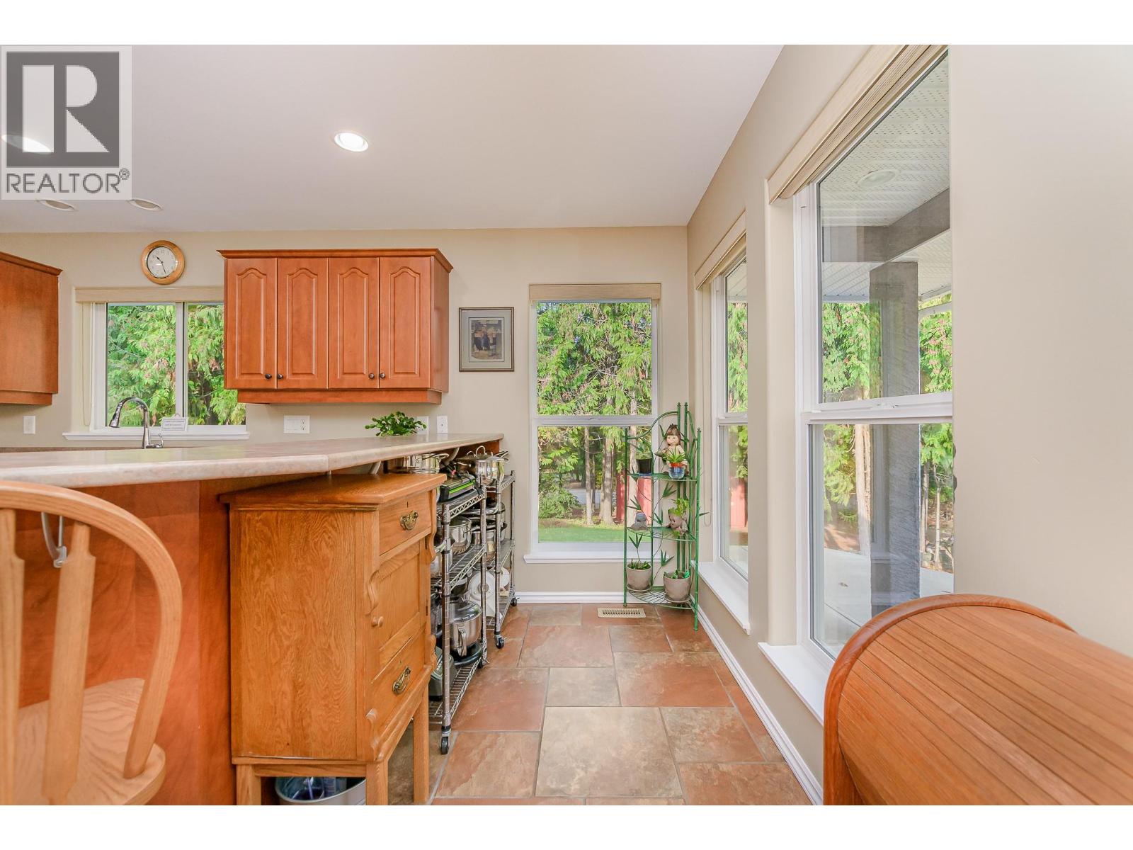 15 Parsons Road - 13