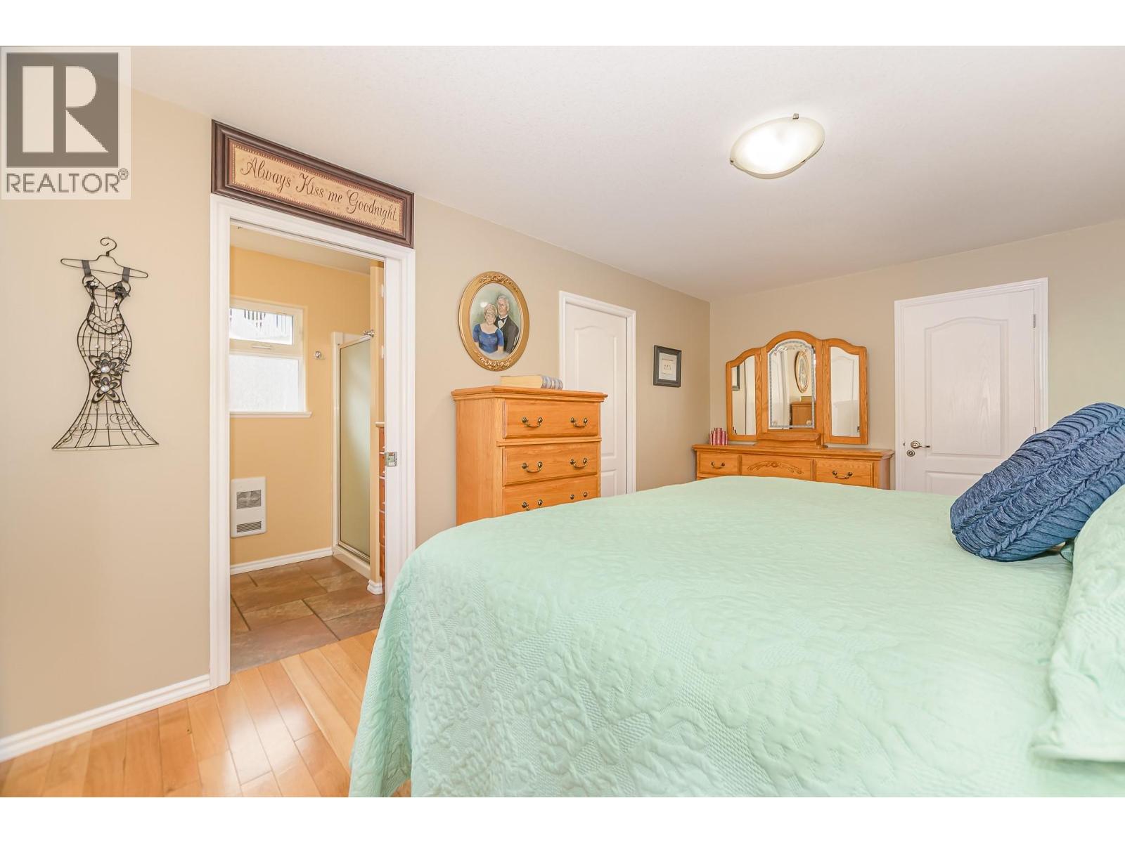 15 Parsons Road - 22